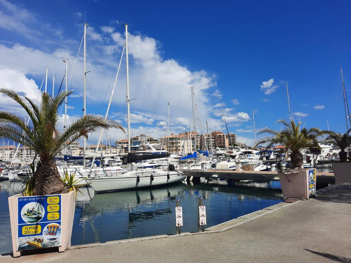 Coeur Marina Climatise Terrasse Parking Leilighet Fréjus Eksteriør bilde