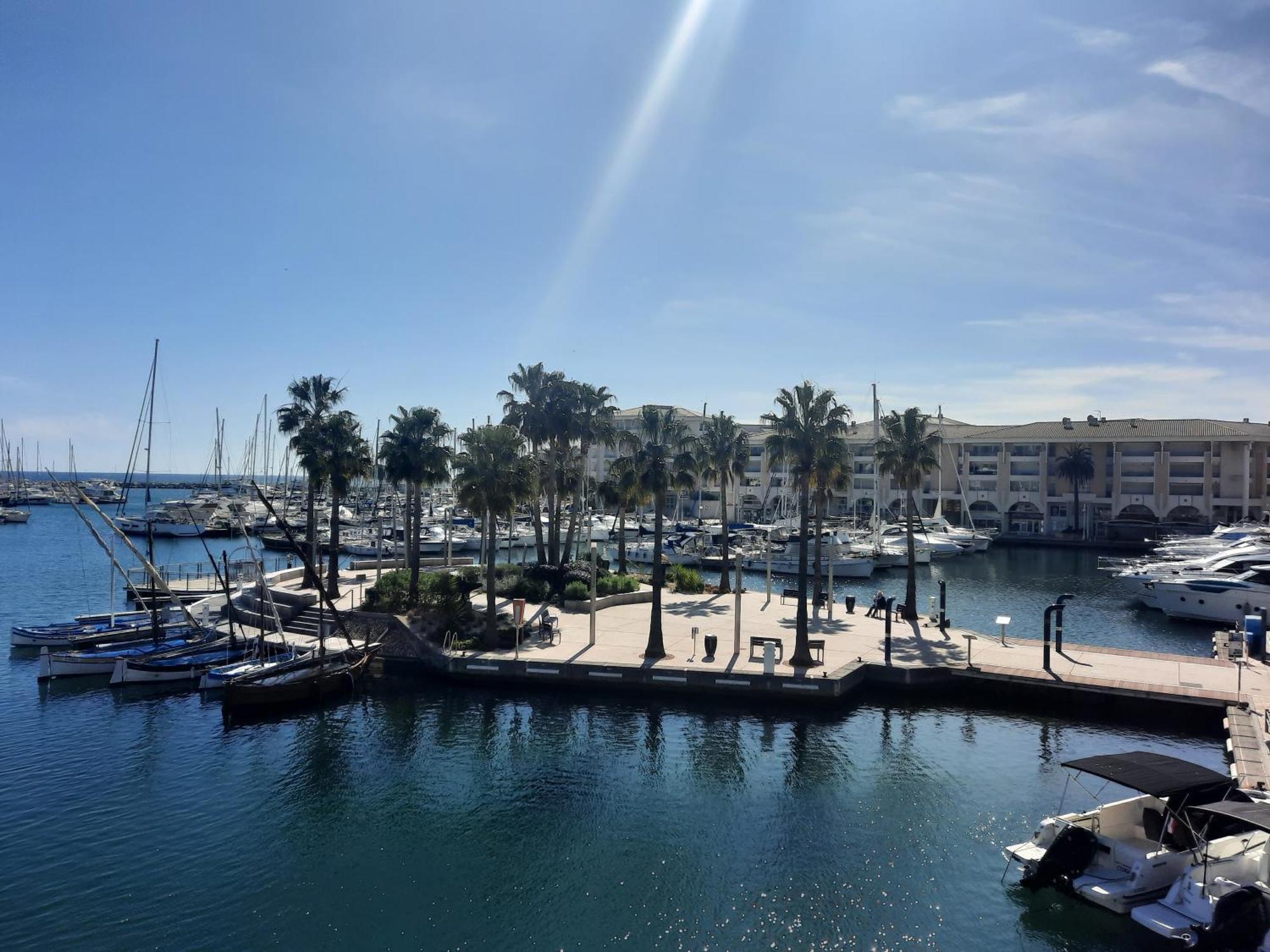 Coeur Marina Climatise Terrasse Parking Leilighet Fréjus Eksteriør bilde